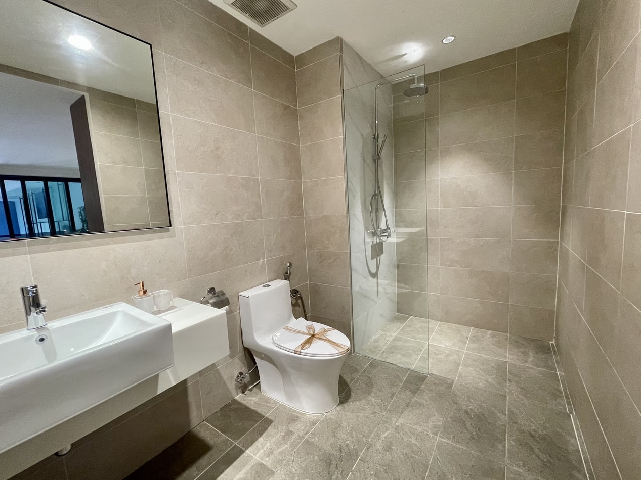 Are Toilet Tanks Interchangeable?