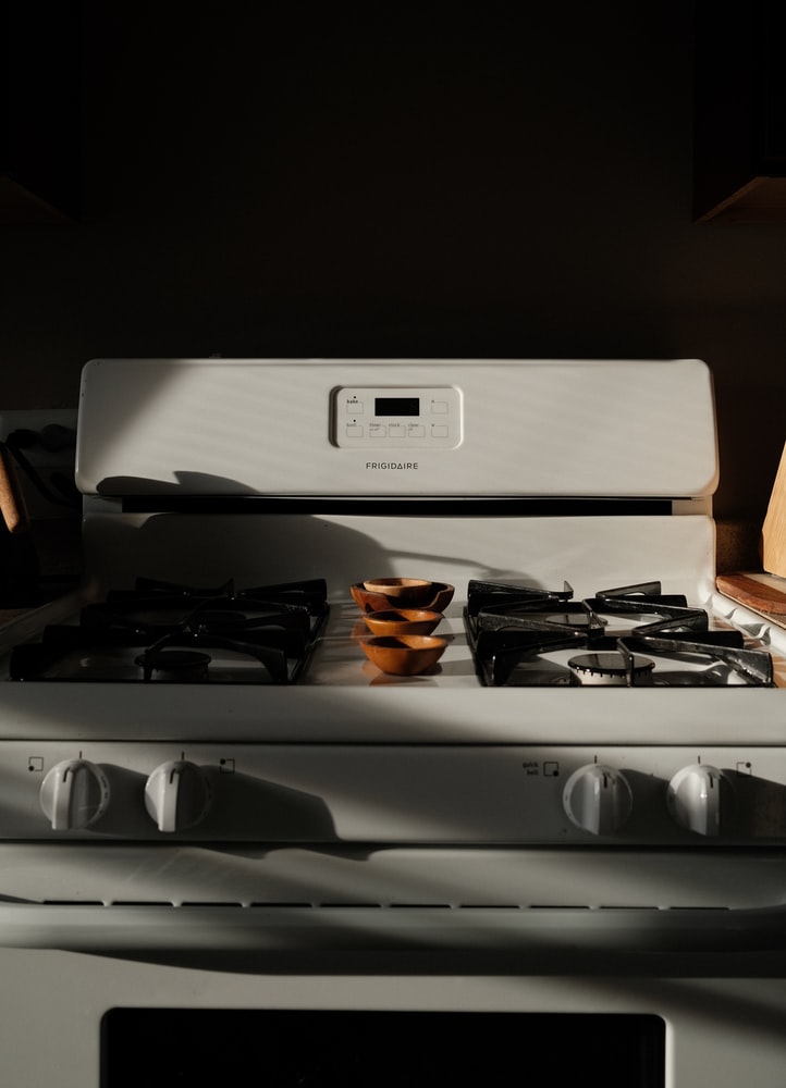 I Spilled Water On Gas Stove And Now It's Clicking! (Helpful Tips!)