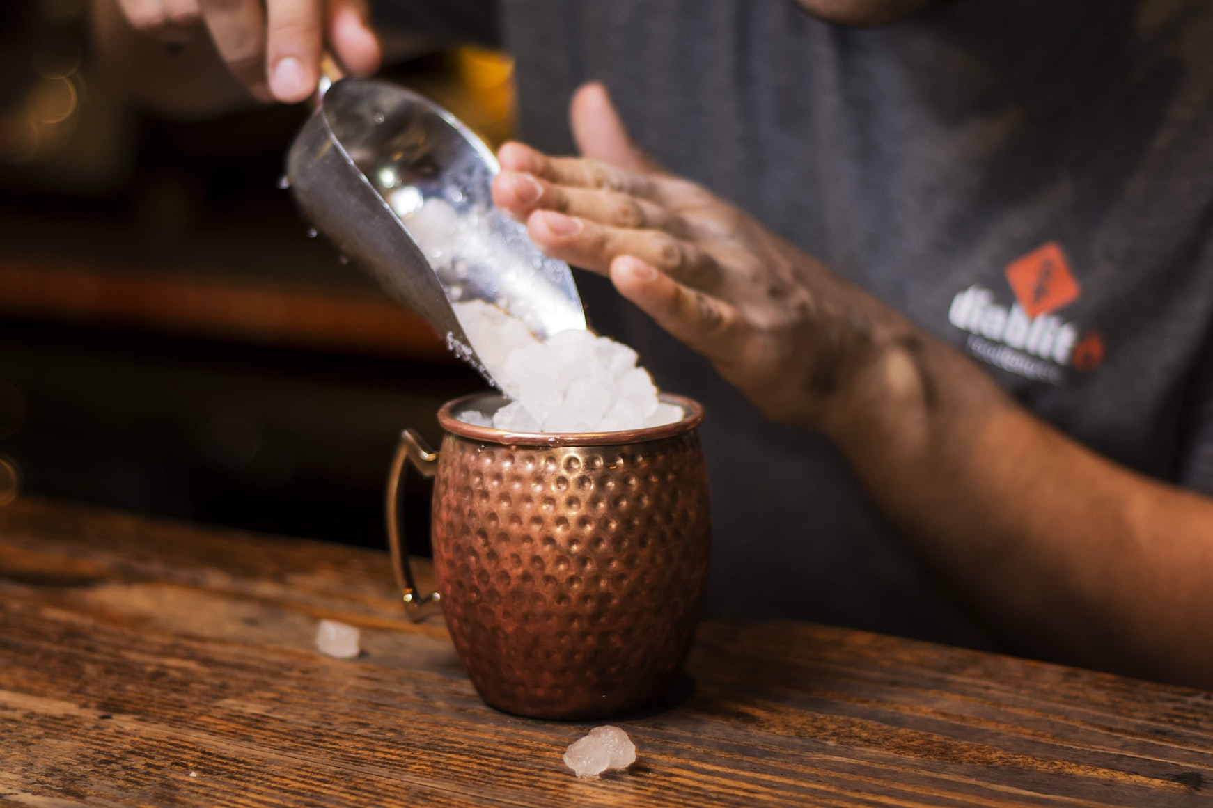 How To Cool Down A Room With Ice (StepByStep!)