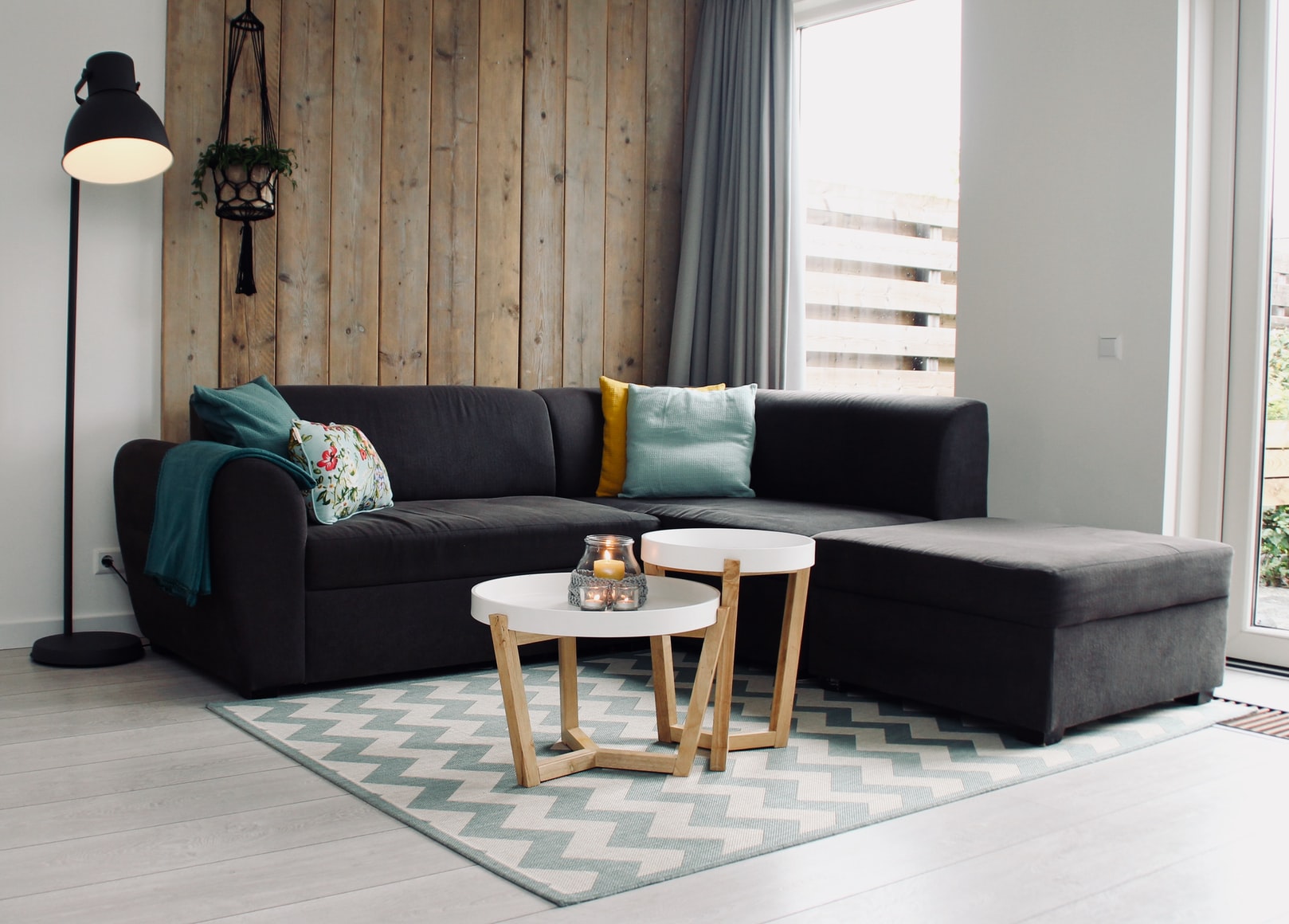 What Size Sofa Will Fit Through 30 Inch Door? (Solved)