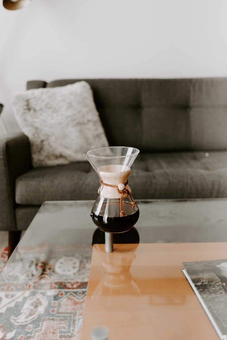 Can You Use Magic Eraser On Glass? (Solved)