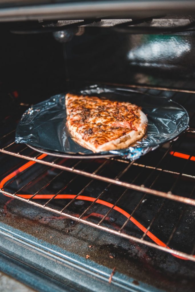 Why Is The Oven Element Not Turning Red? (Fixed)