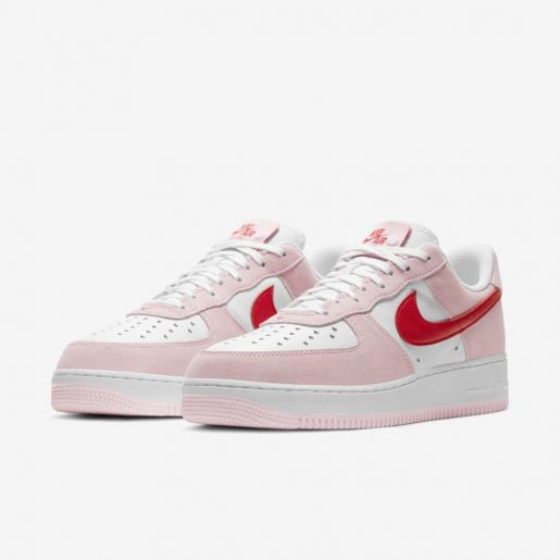 Nike Air Force 1 Valentine's Day