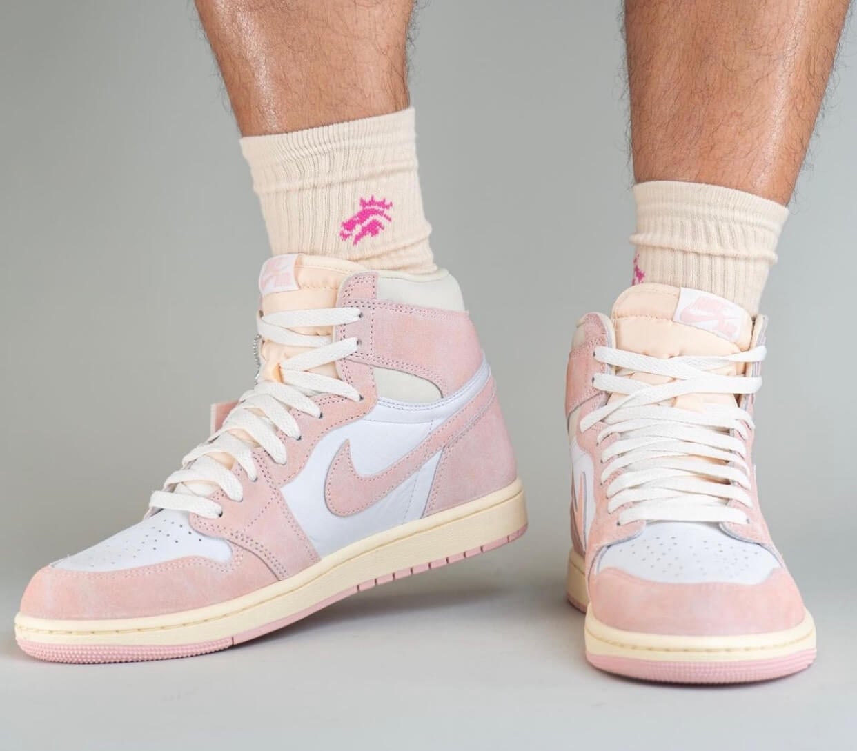 Air Jordan 1 High OG WMNS " Washed Pink " YankeeKicks Online