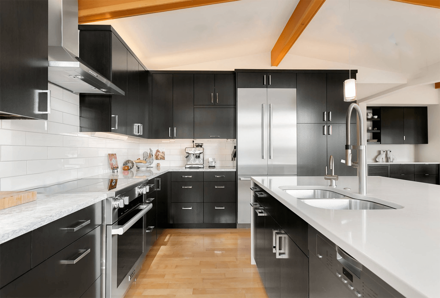 Quartz Kitchen Worktops Dominating The 2024 Design Trends