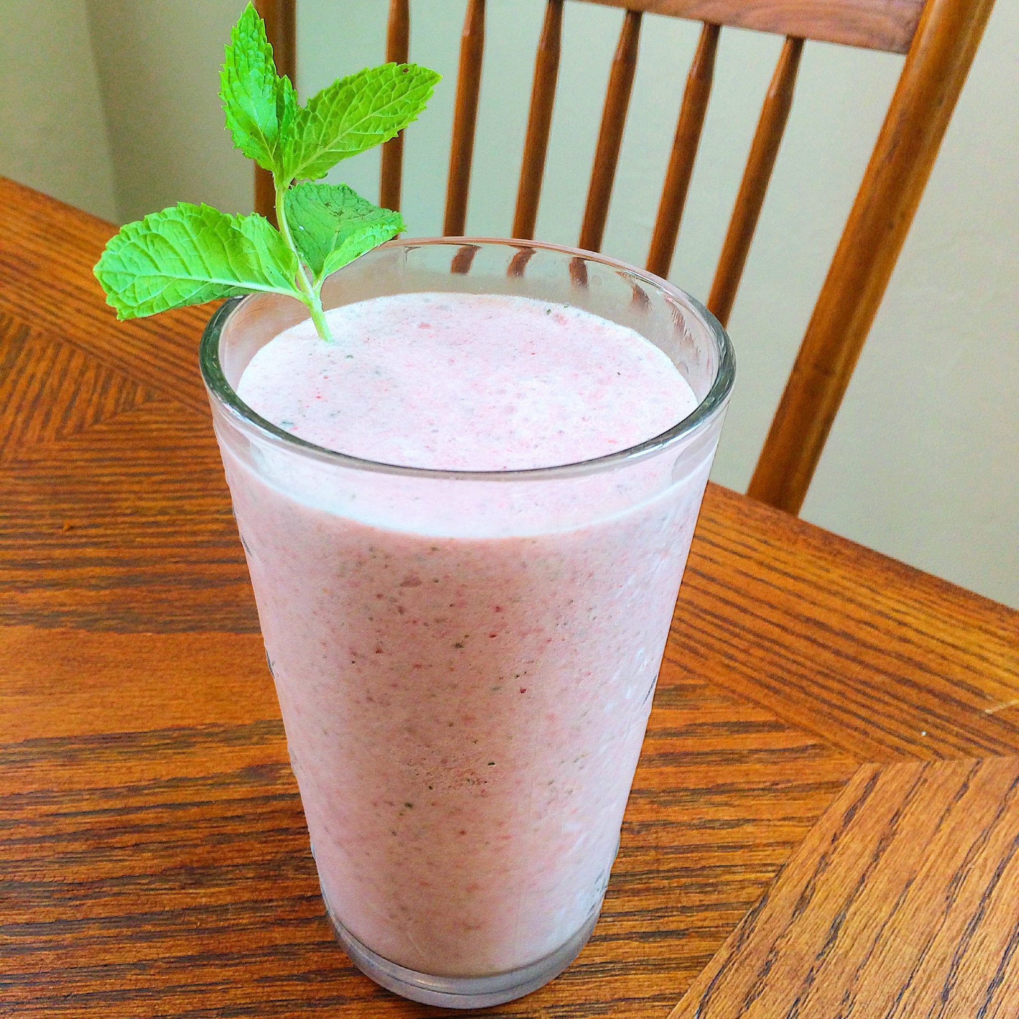 Strawberry Mint Smoothie