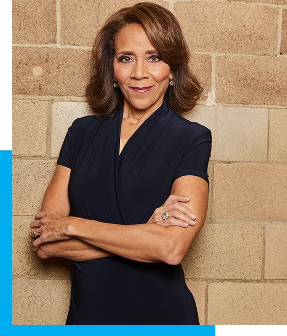 About Dr. Robin Smith