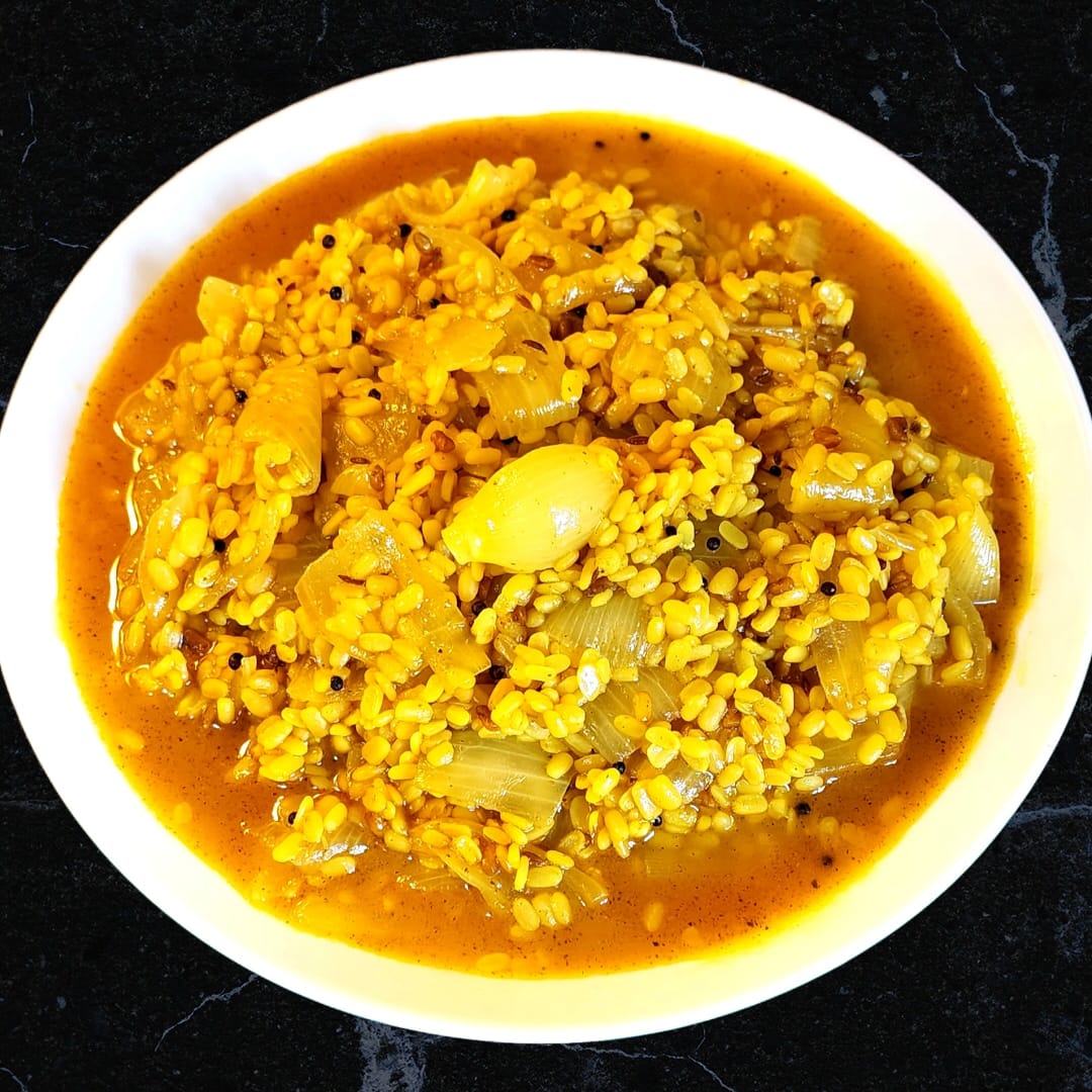 Urad DalOnion Curry Dr. Savitra