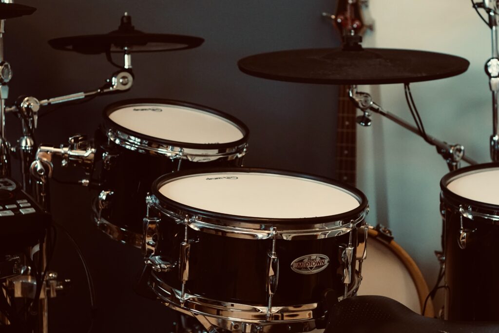 Are Electronic Drums Good for Beginners? Answer) Drumming Base