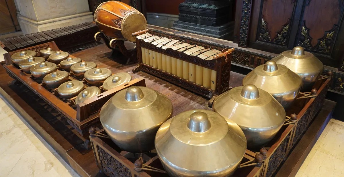 Gamelan Ensembles Instruments, Overview, and History Learn How to