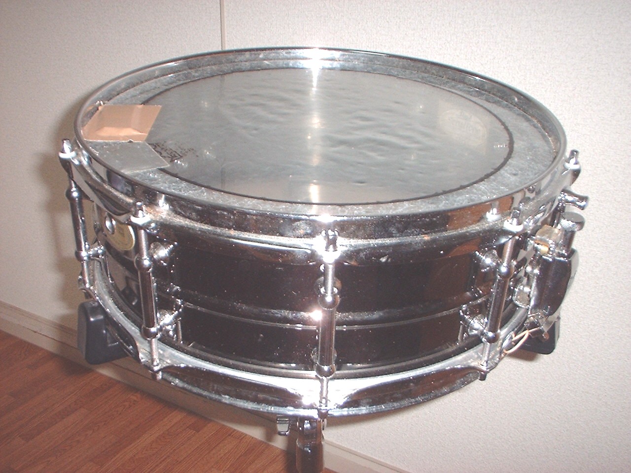 広島レンタルドラム.jp/スネアドラム Pearl custom alloy スチールシェル スネアドラム画像