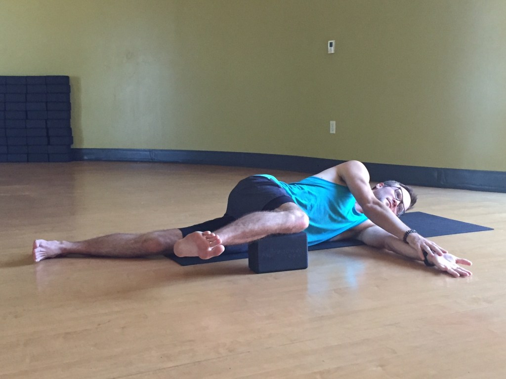 3 Yoga Poses for Thoracic Spine Mobility Mindful MVMNT