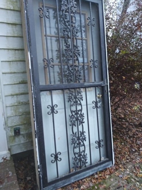 Dry Ridge Reuse Center