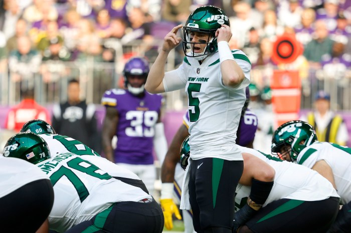 What is mike white's net worth