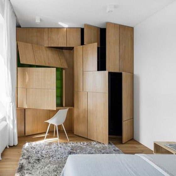 Minimalism with a Smart Mechanism D Smart Space