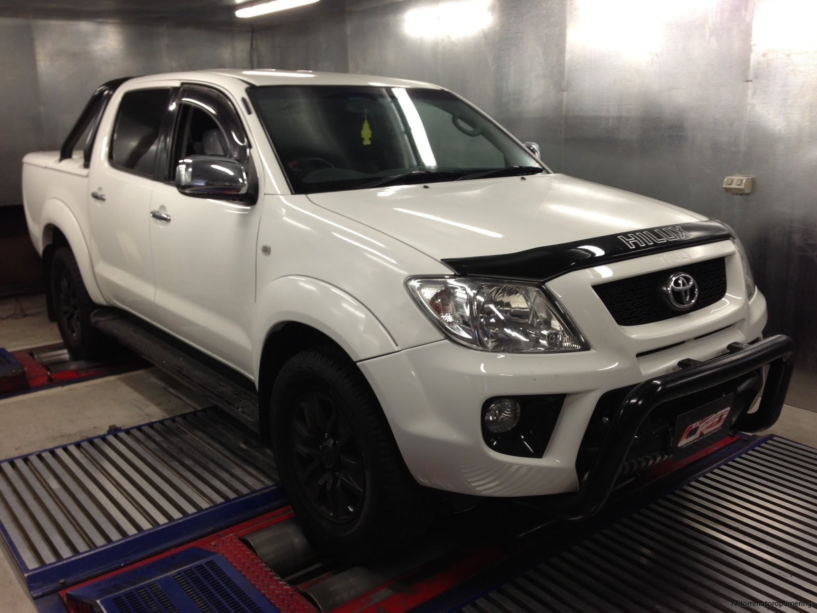 Toyota Hilux Pickup Motoroptimering steg 1 Allt om