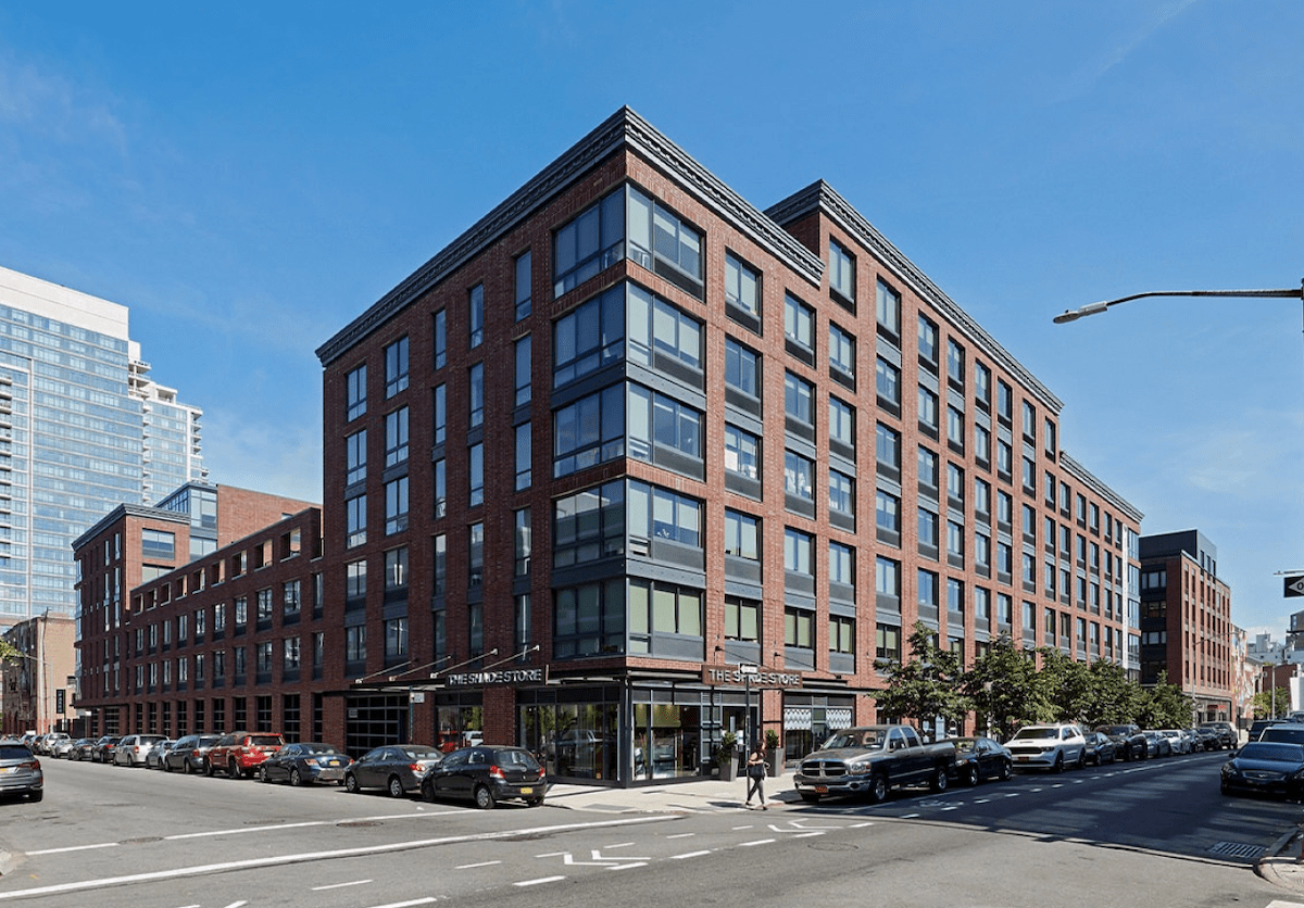 Resident Reviews of 50 N 5th Apartments