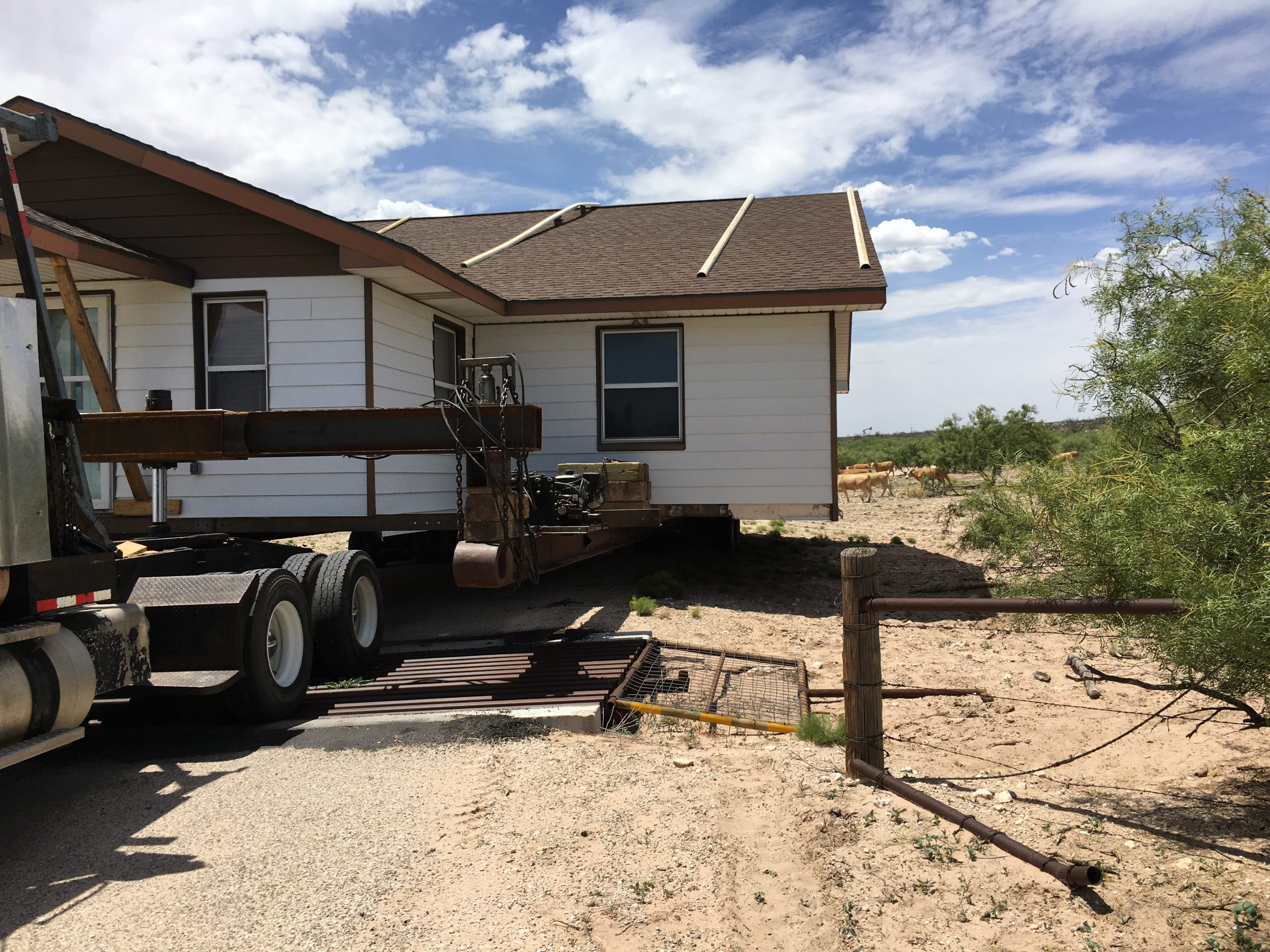 Gallery DT House Movers (Texas Association of Structural Movers)