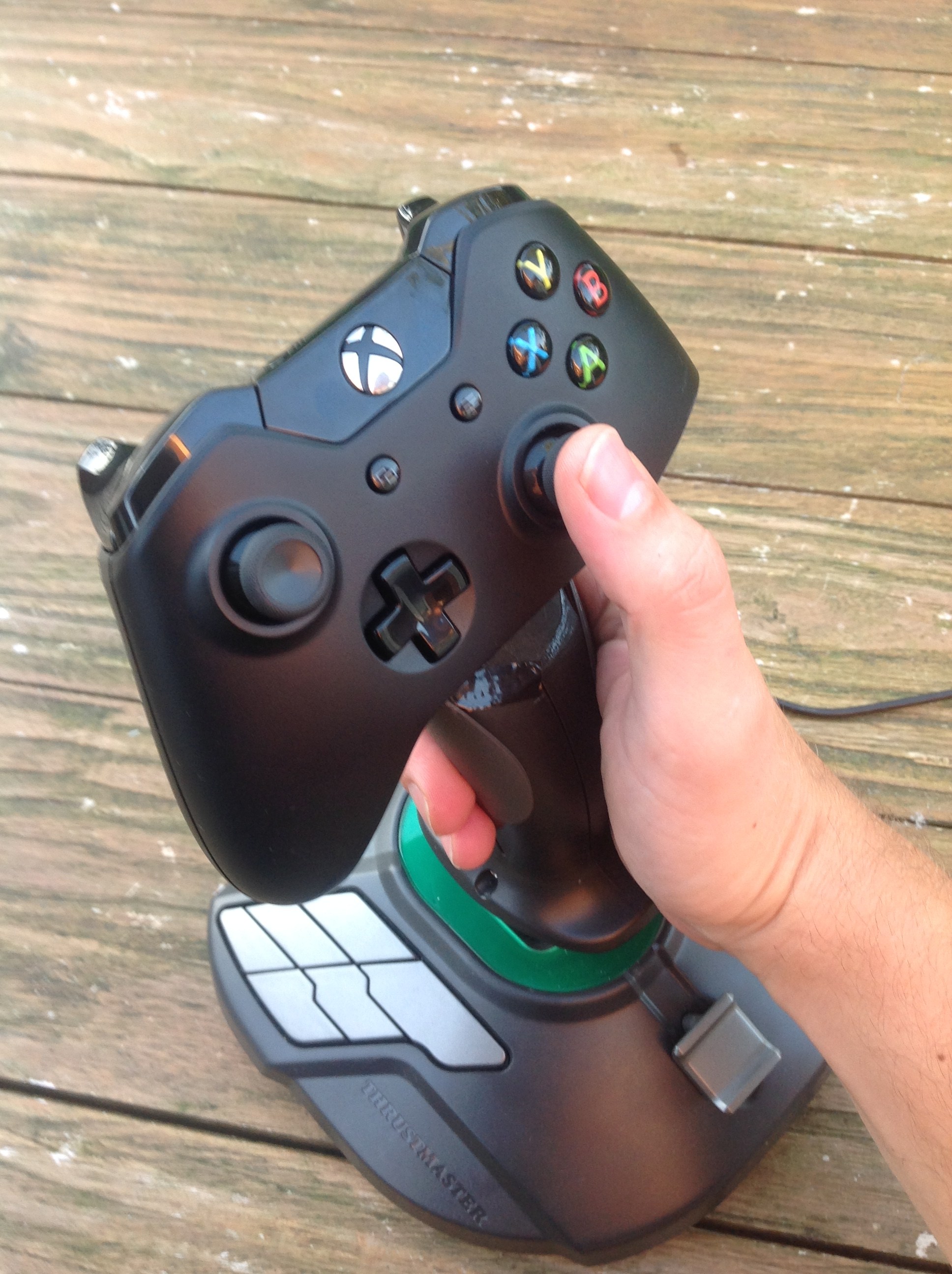 Citizen spotlight Joystick & Xbox One Controller Mod Roberts Space Industries Follow the