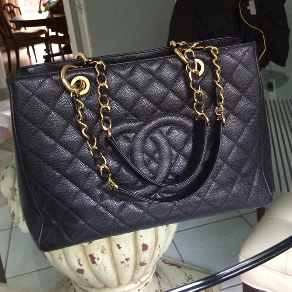CHANEL Bags Chanel Classic Tote Bag Gold Chain Hardly Worn Poshmark