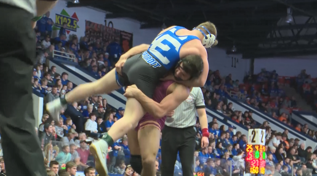 Facundo’s controversial slam leaves Davison shocked