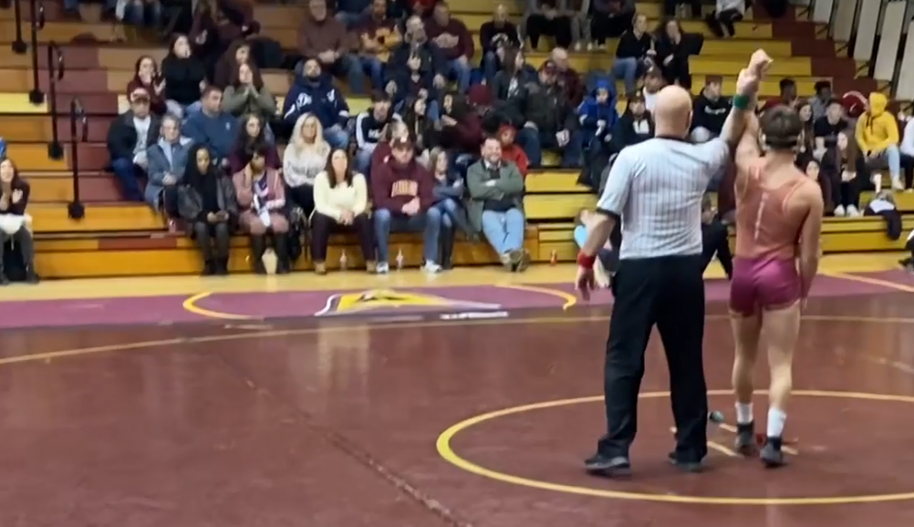 Ranked 15th nationally, Davison Wrestling dominates the regular season