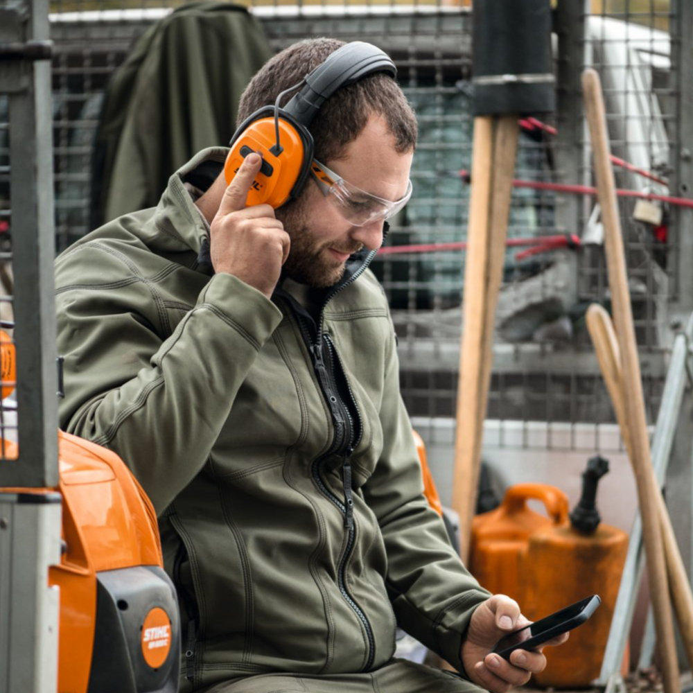 STIHL Bluetooth Ear Protectors - Head Band Version · DTW Tools & Machinery