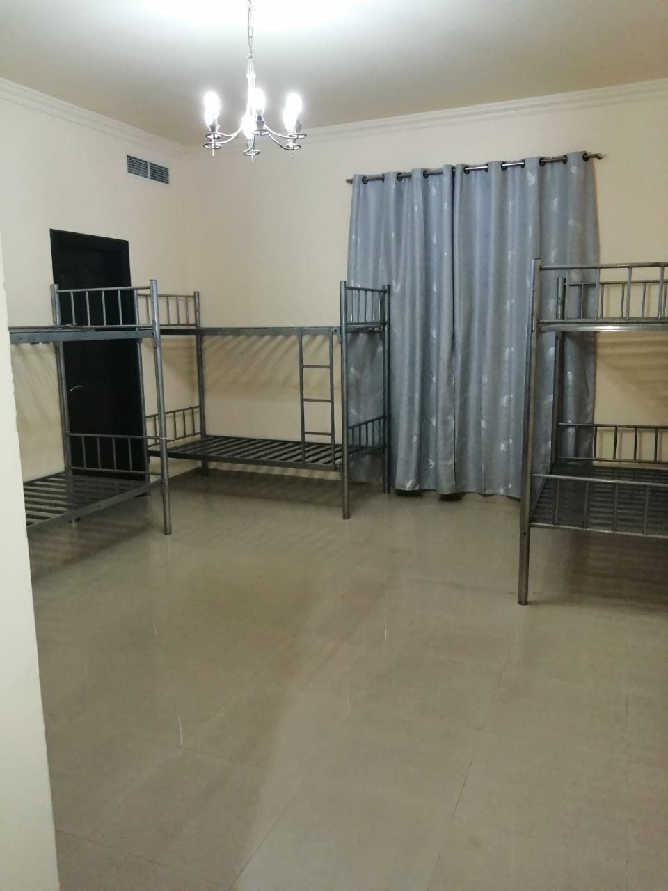 Rooms For Bachelors 6 Persons Only, Very Close To Sharaf Dg Metro