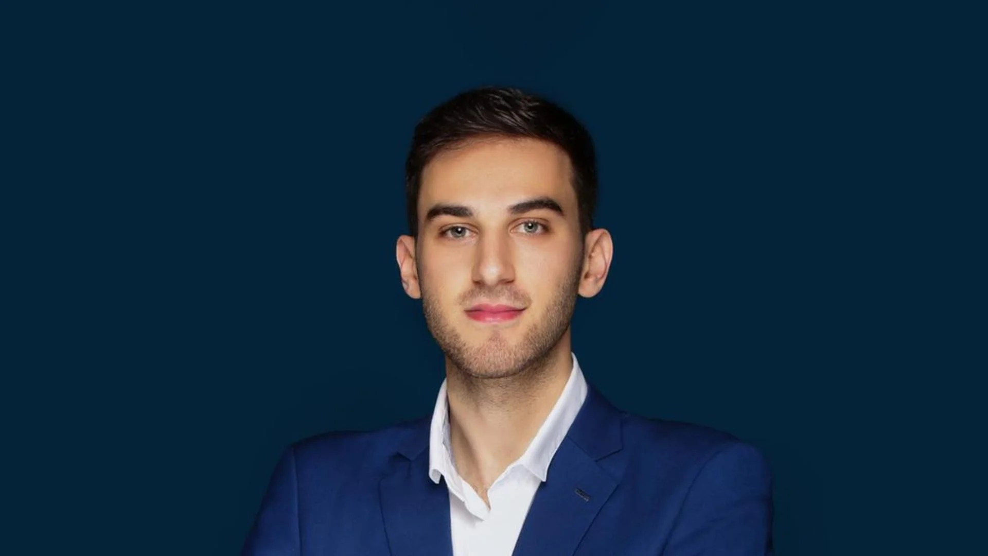 Rayane Trabelsi 🇫🇷🇬🇧 French real estate agent based in Dubai and RERA