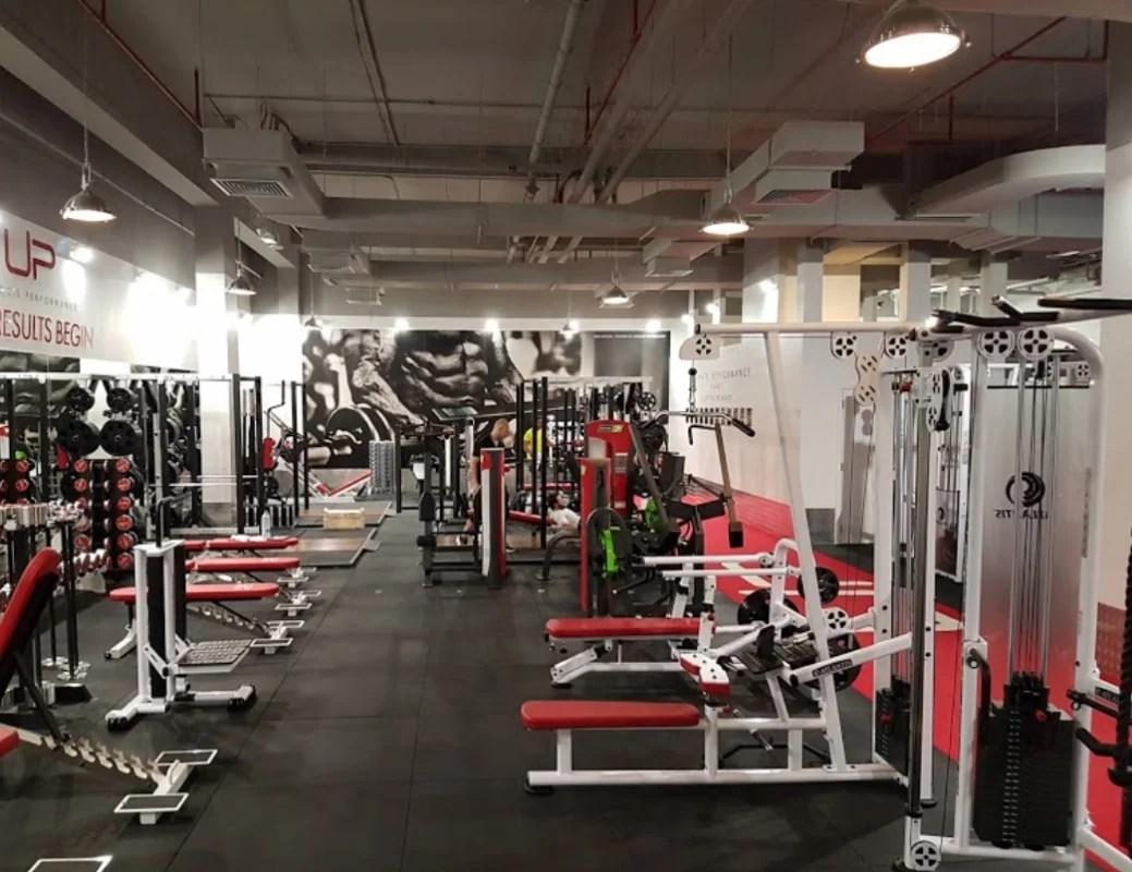 Top 10 Gyms in Dubai for Staying Fit and Healthy in 2024