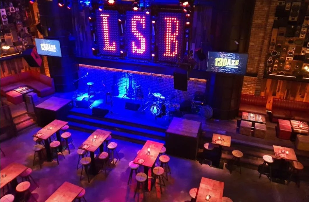 10 Top Spots for Ladies Night in Dubai with Unlimited Alcohol in 2024