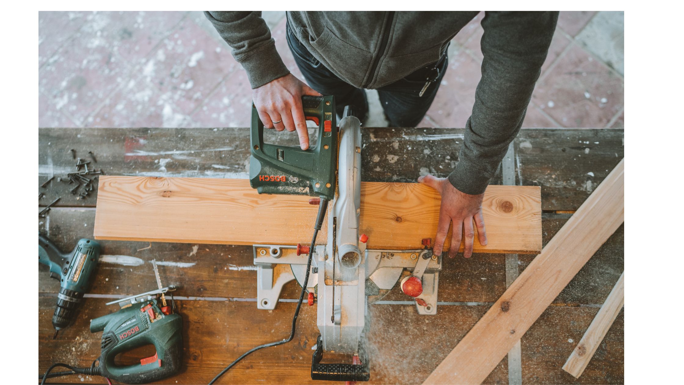 Carpenter In Springs Dubai