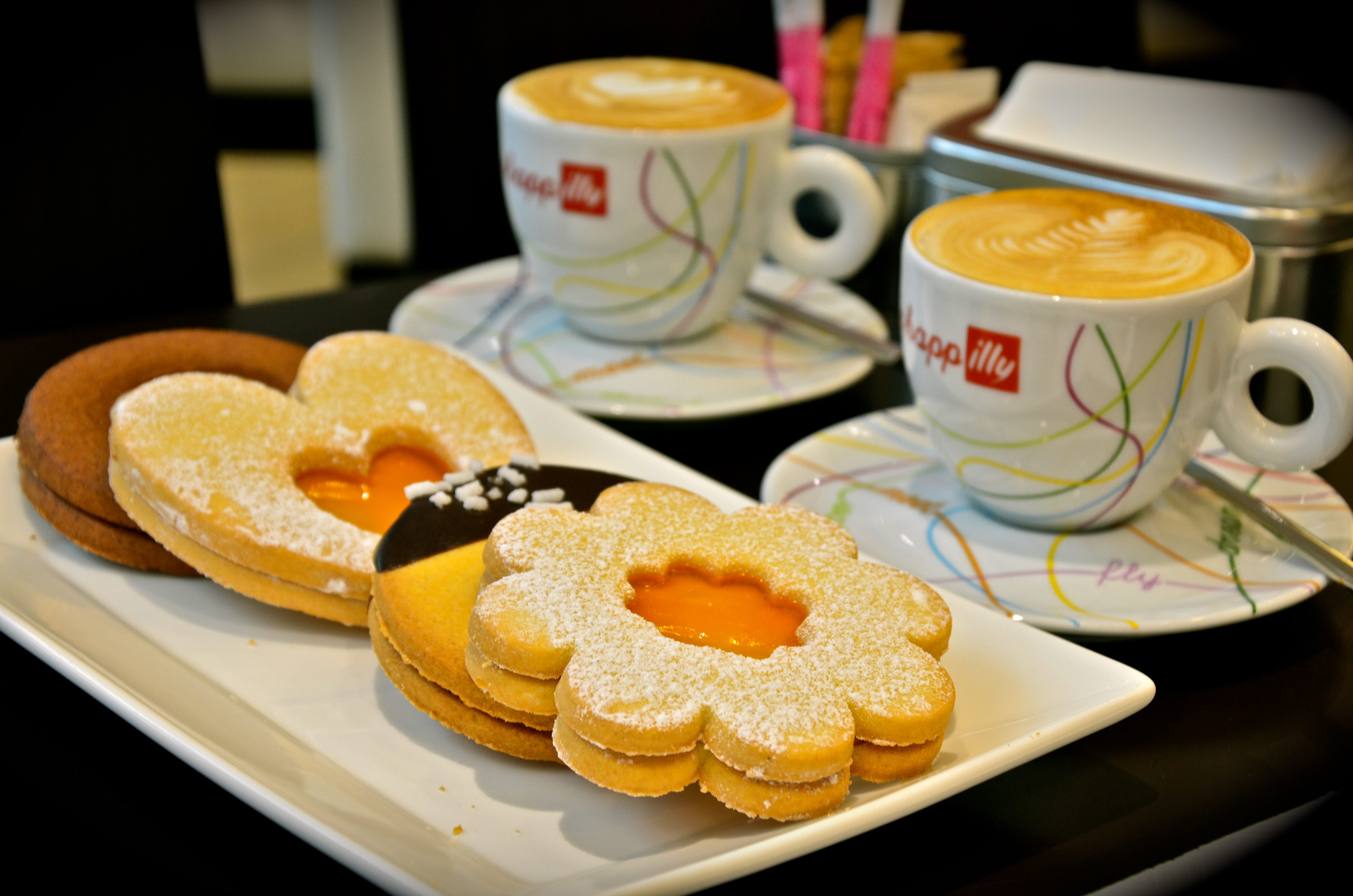 sable biscuits Dhs 20