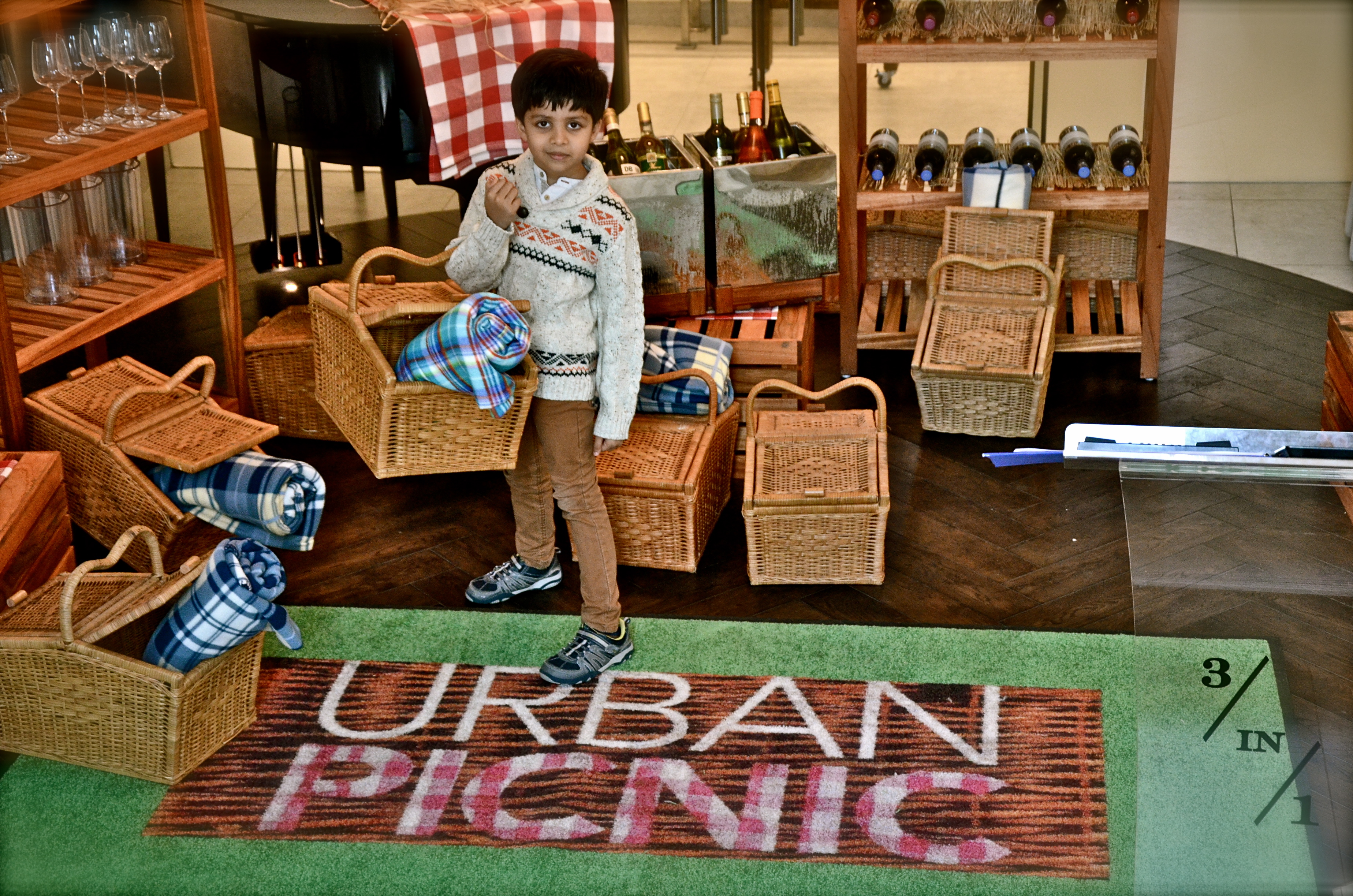 Urban picnic at 3in1 restaurant Dhs 225 inclusive of soft drinks and