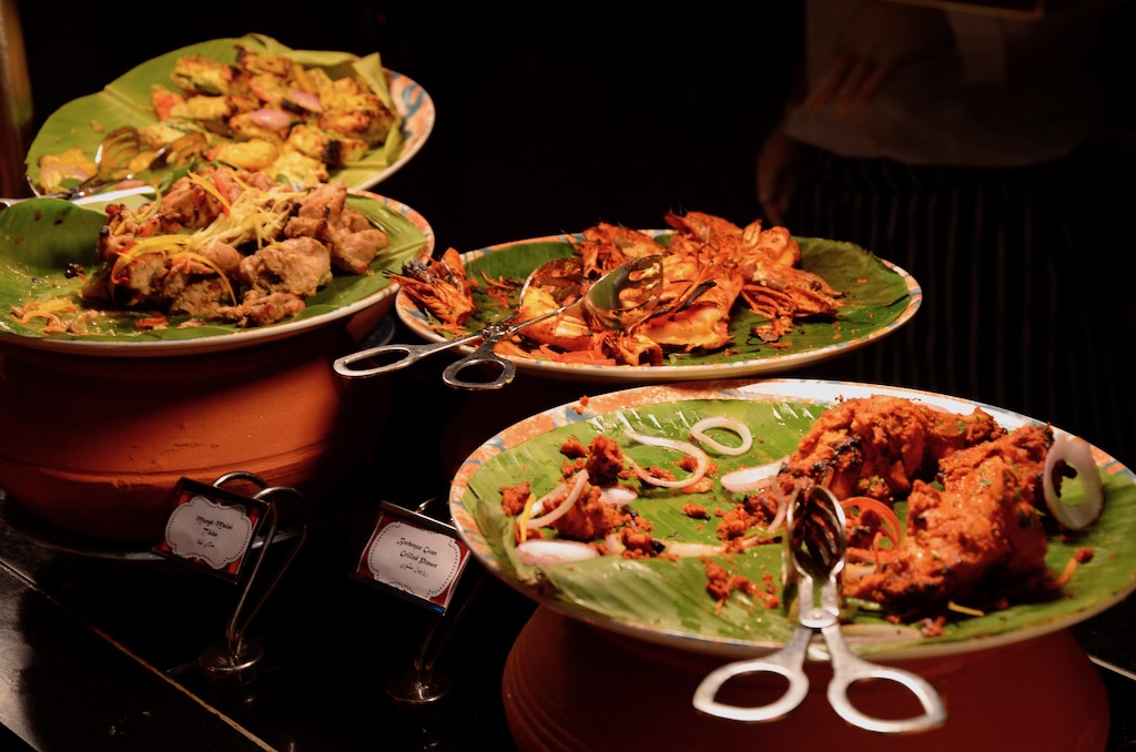 Tandoori Grills Tandoori chicken, Murgh malai tikka, Jhinga kalimirch