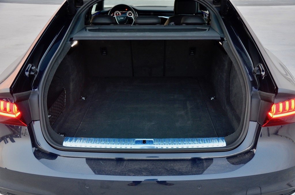 Audi A7 trunk space