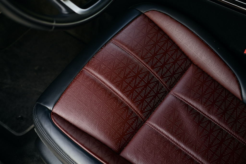 Deep perforated Windsor leather seats