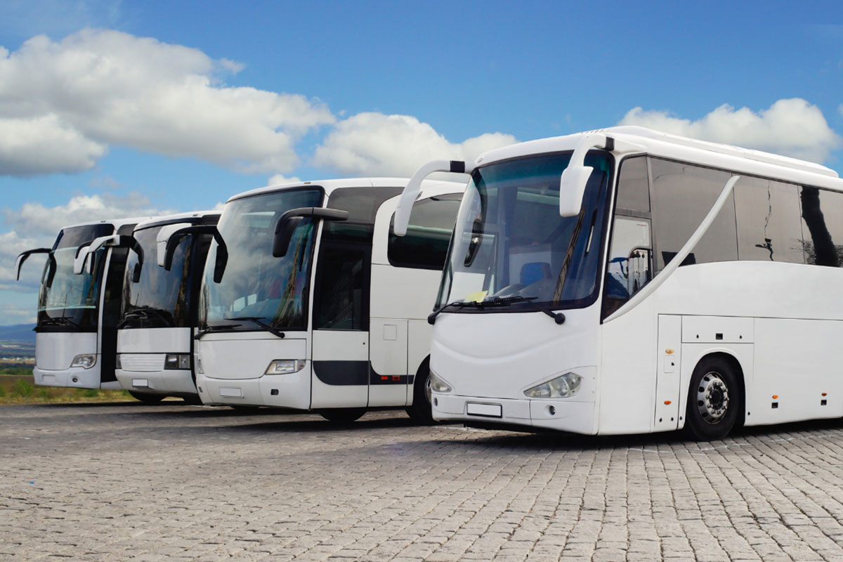 Bus Rental Companies in Dubai (Luxury, Private, Minibus)