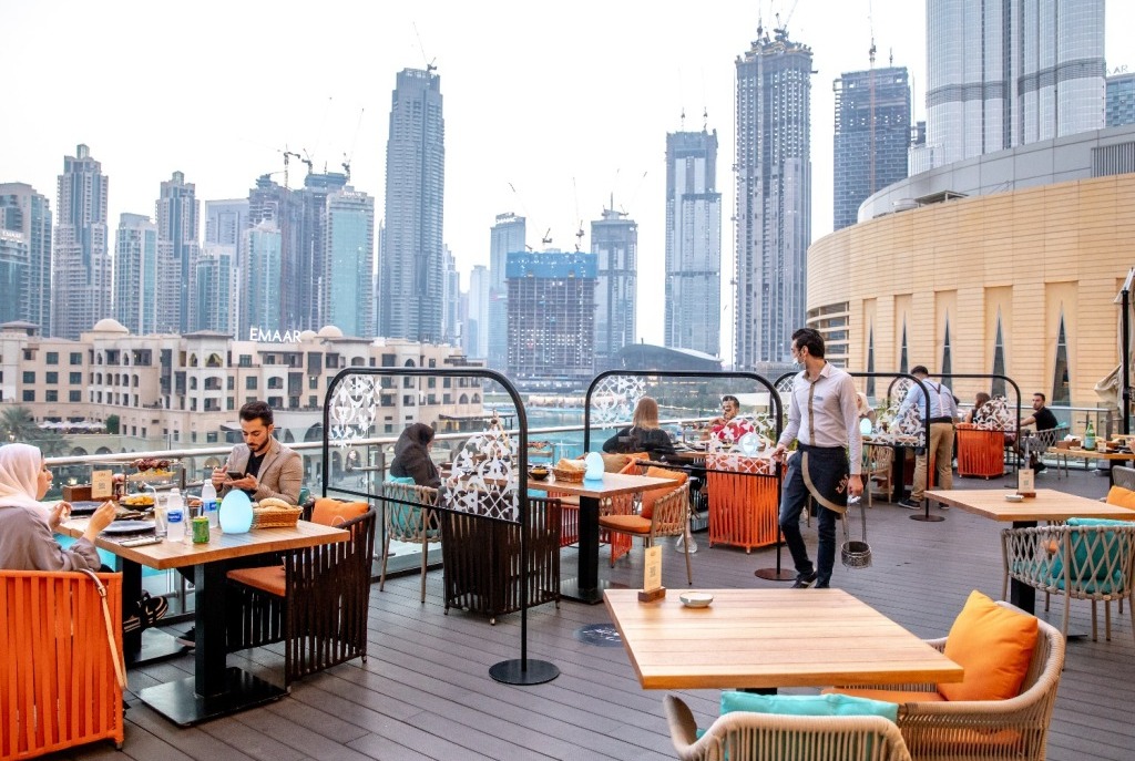 7 Best JBR Beach Restaurants To Satisfy Your Taste Buds