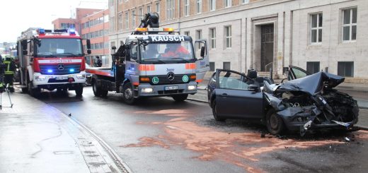Unfall Du bist Halle