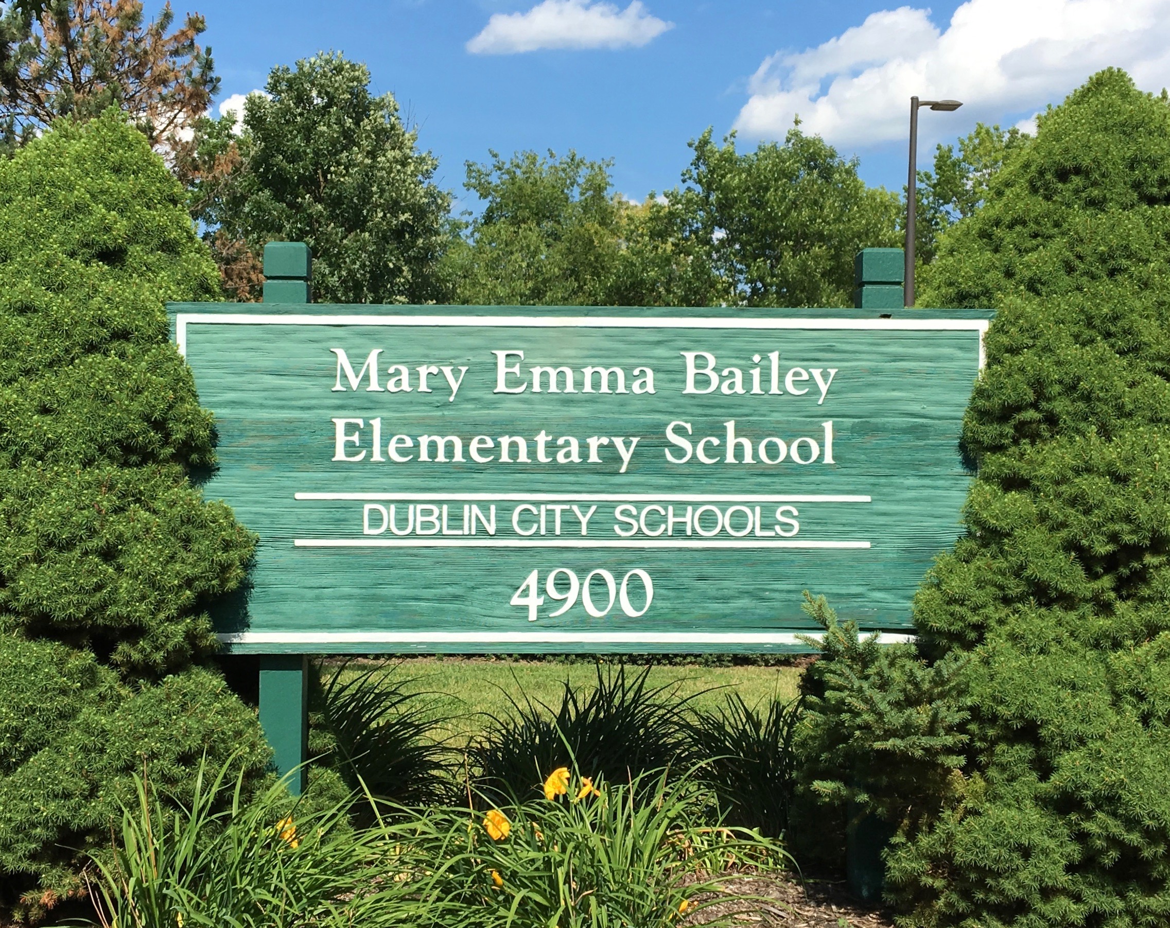 Emma Bailey's Instagram, Twitter & Facebook on IDCrawl