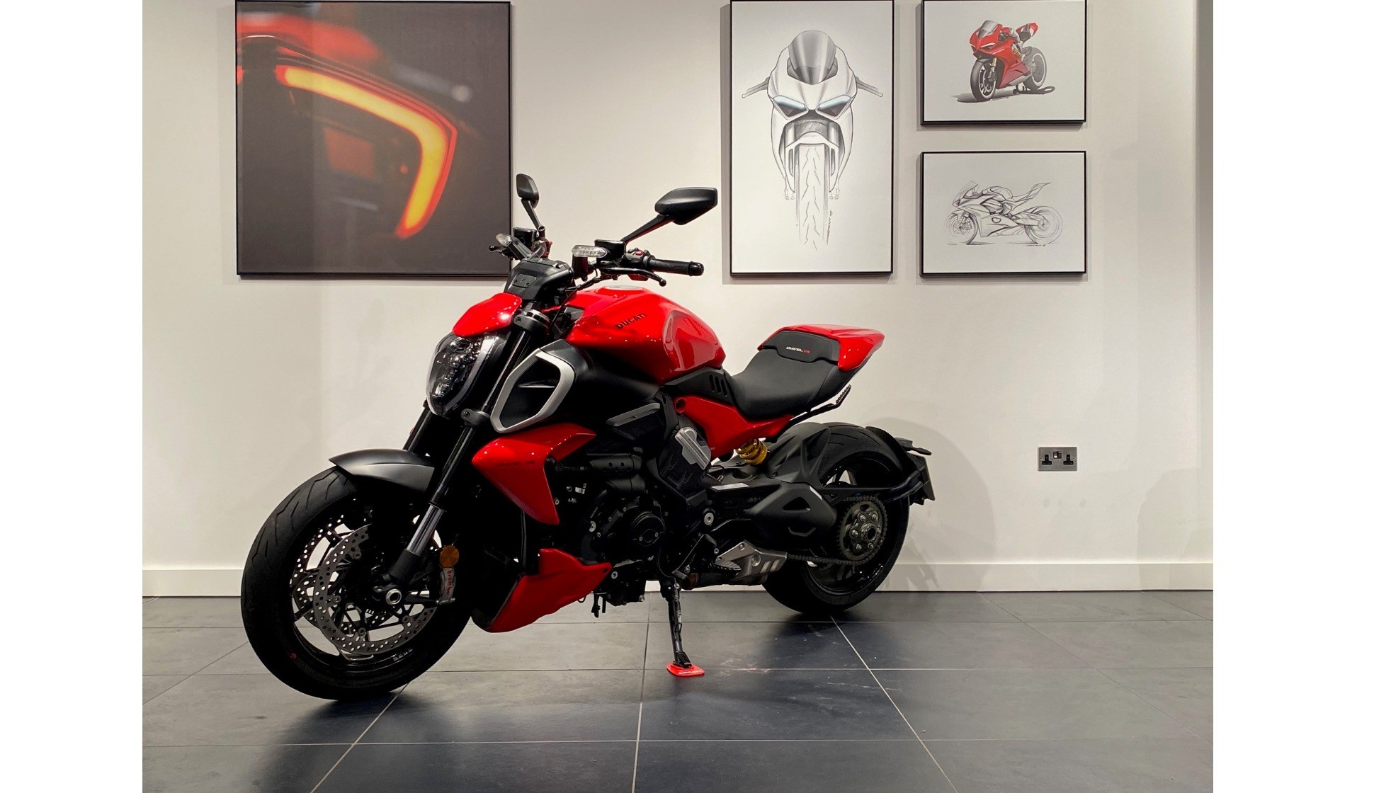 Ducati London A Ducati Dealer