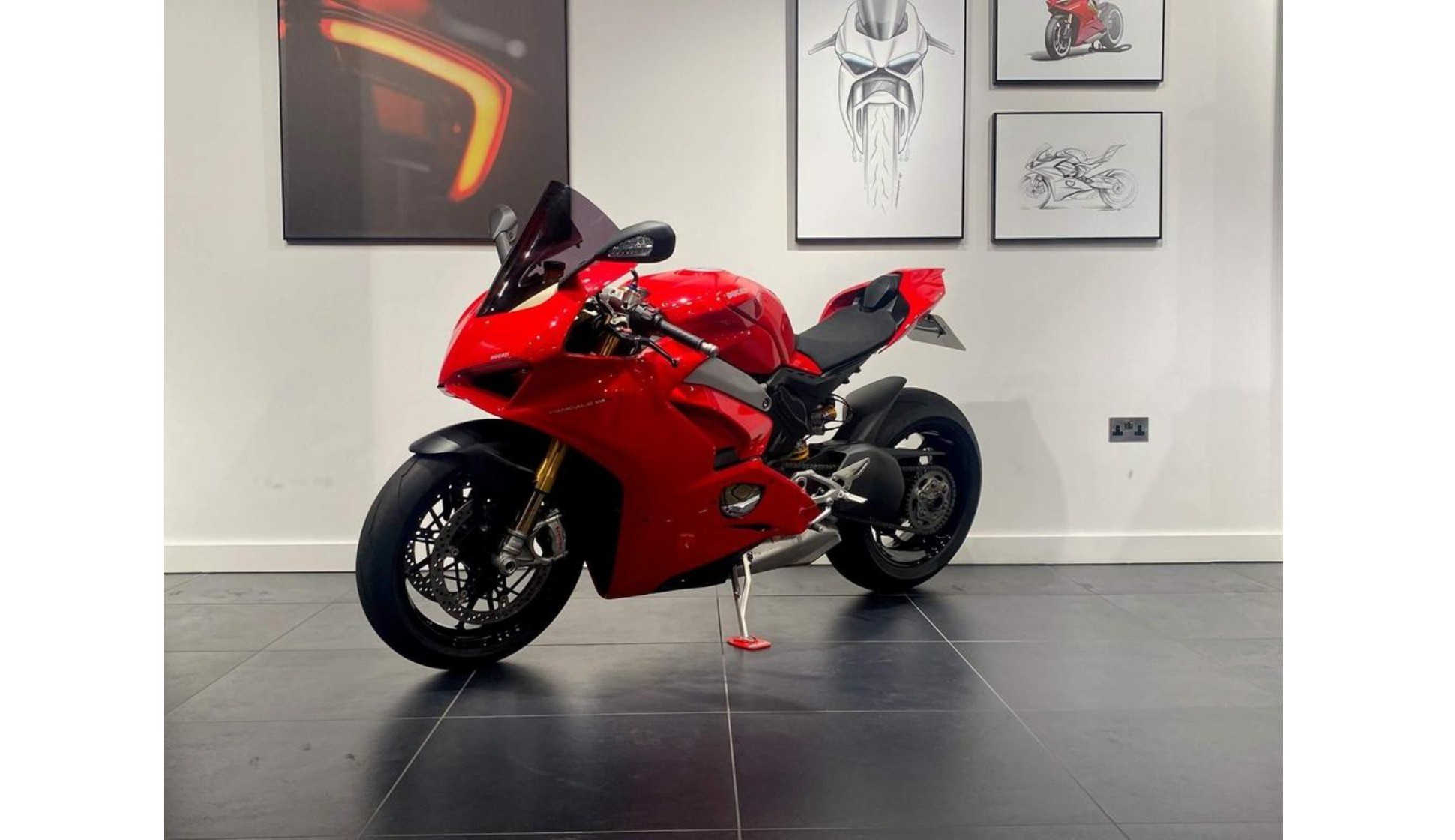Ducati London A Ducati Dealer