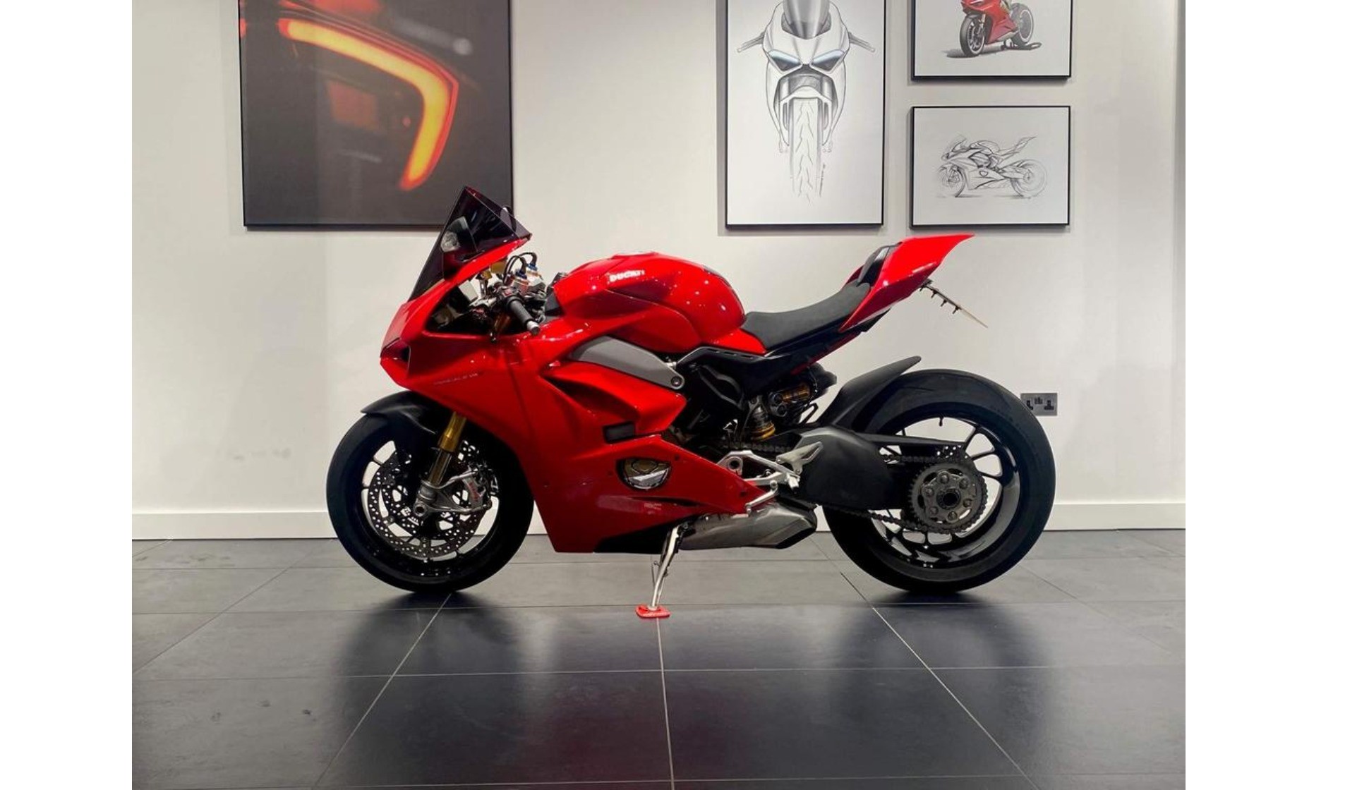 Ducati London A Ducati Dealer