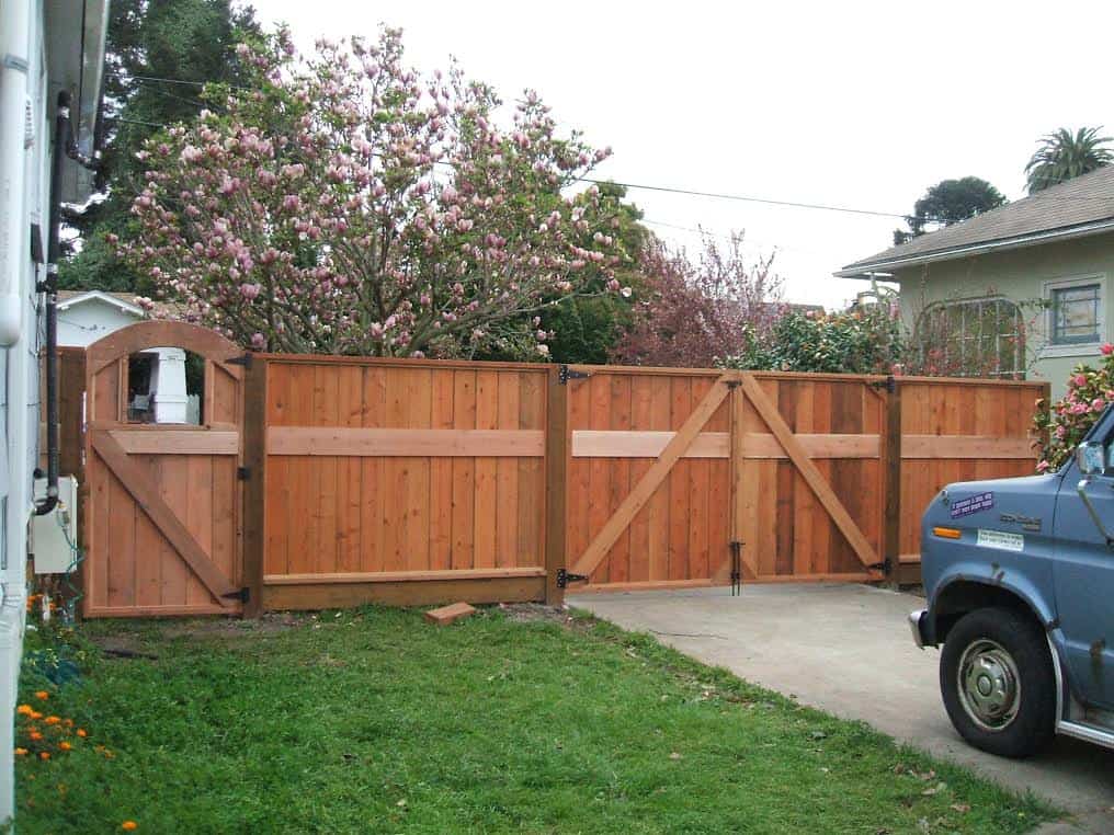 Wood Fence Vehicle Gate WoodsInfo