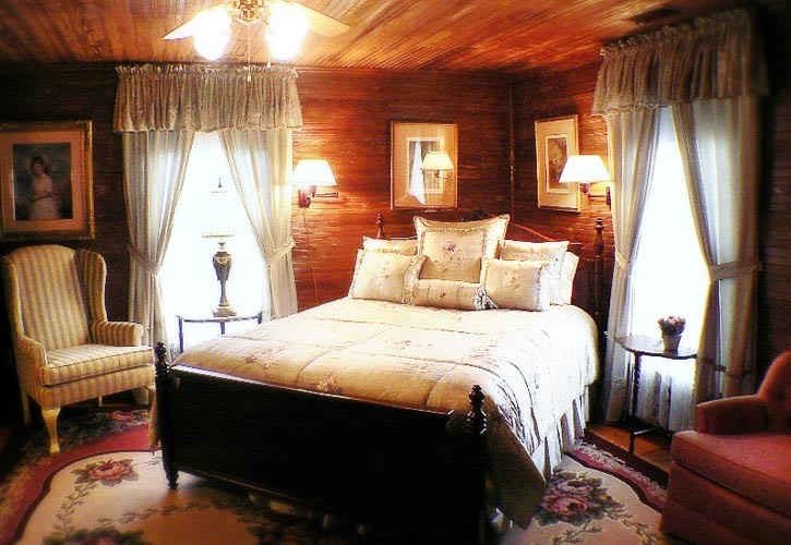 Rooms at The Duck Smith House, a Seagrove NC Inn The Duck Smith House