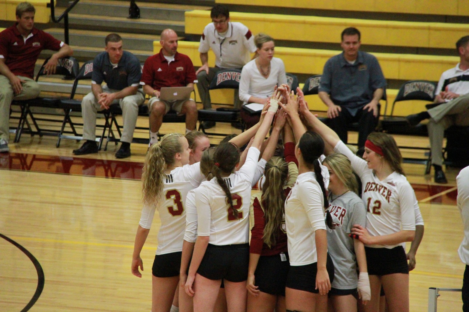 Volleyball takes home title in Denver International Tournament DU Clarion