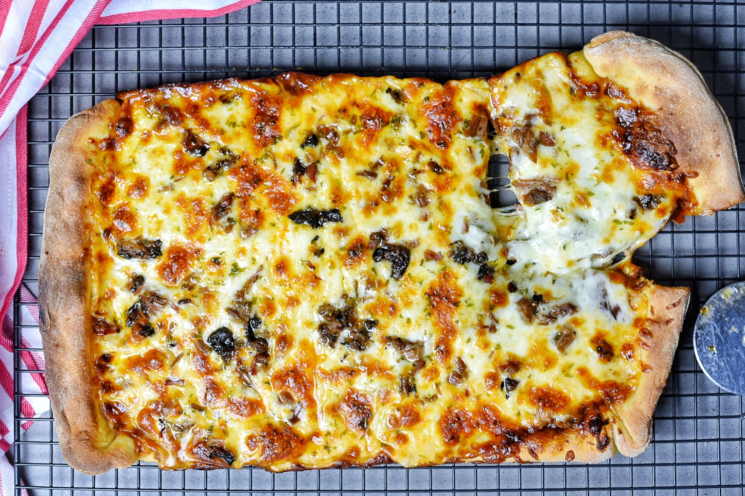 BBQ Brisket Pizza Dude That Cookz