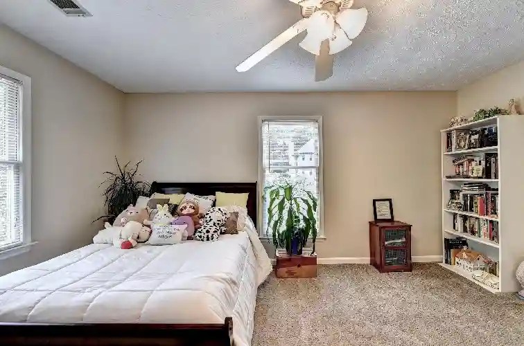 18 Gullane Dr, Slingerlands, NY 12159 RealtyTrac