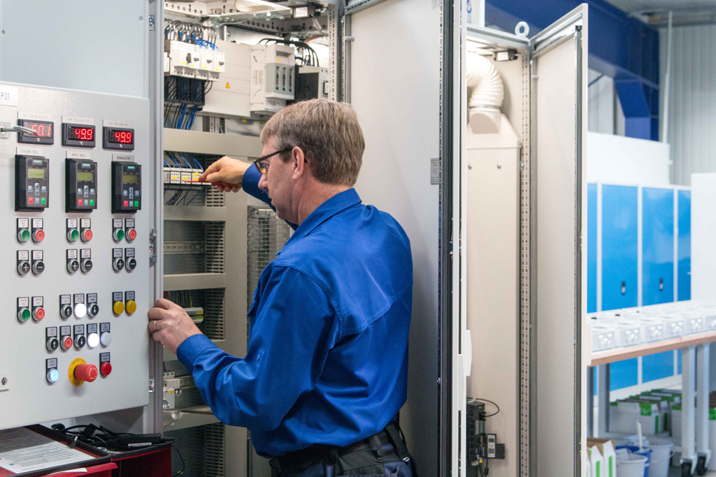 BetaTec GmbH Elektrotechnik Schaltschrankbau